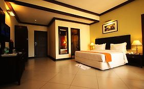 Living Room By Seasons, Goa